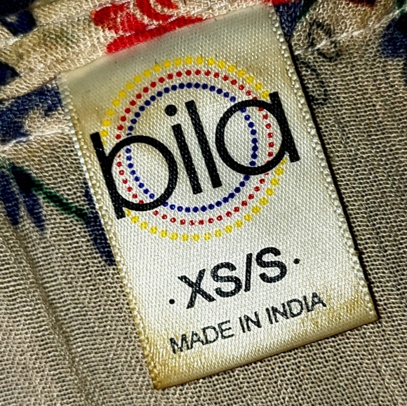 Boho Floral Shaw - Picture 3 of 3